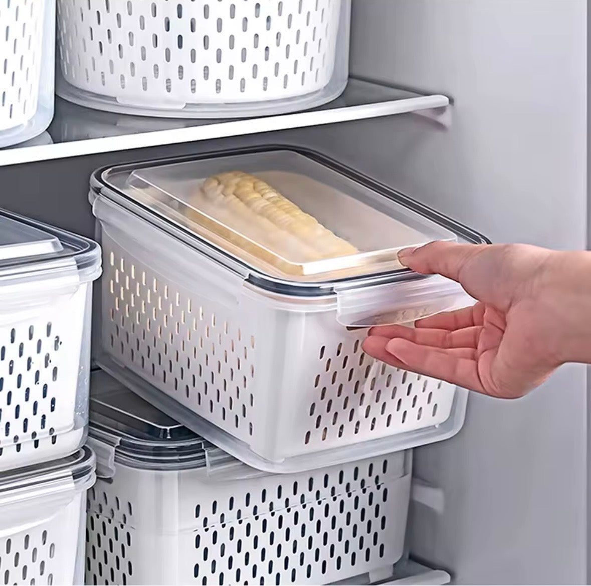 Clear Acrylic Fridge Organiser Bins with Handles – Stackable Kitchen & Pantry Storage Containers for Fruit, Vegetables, and Snacks (Set of 4)